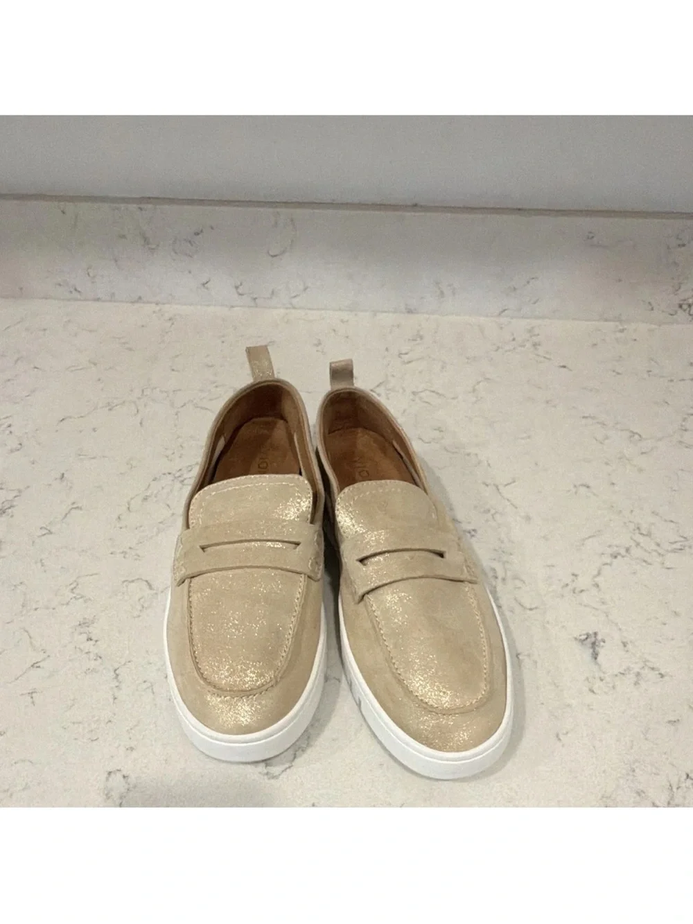 Vionic Gold Metallic Faux Leather Slip-On Loafer Flats Women's US 9.5 Round
